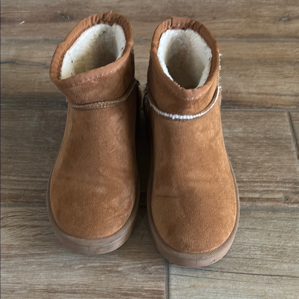 Koolaburra Tan Kids Slippers